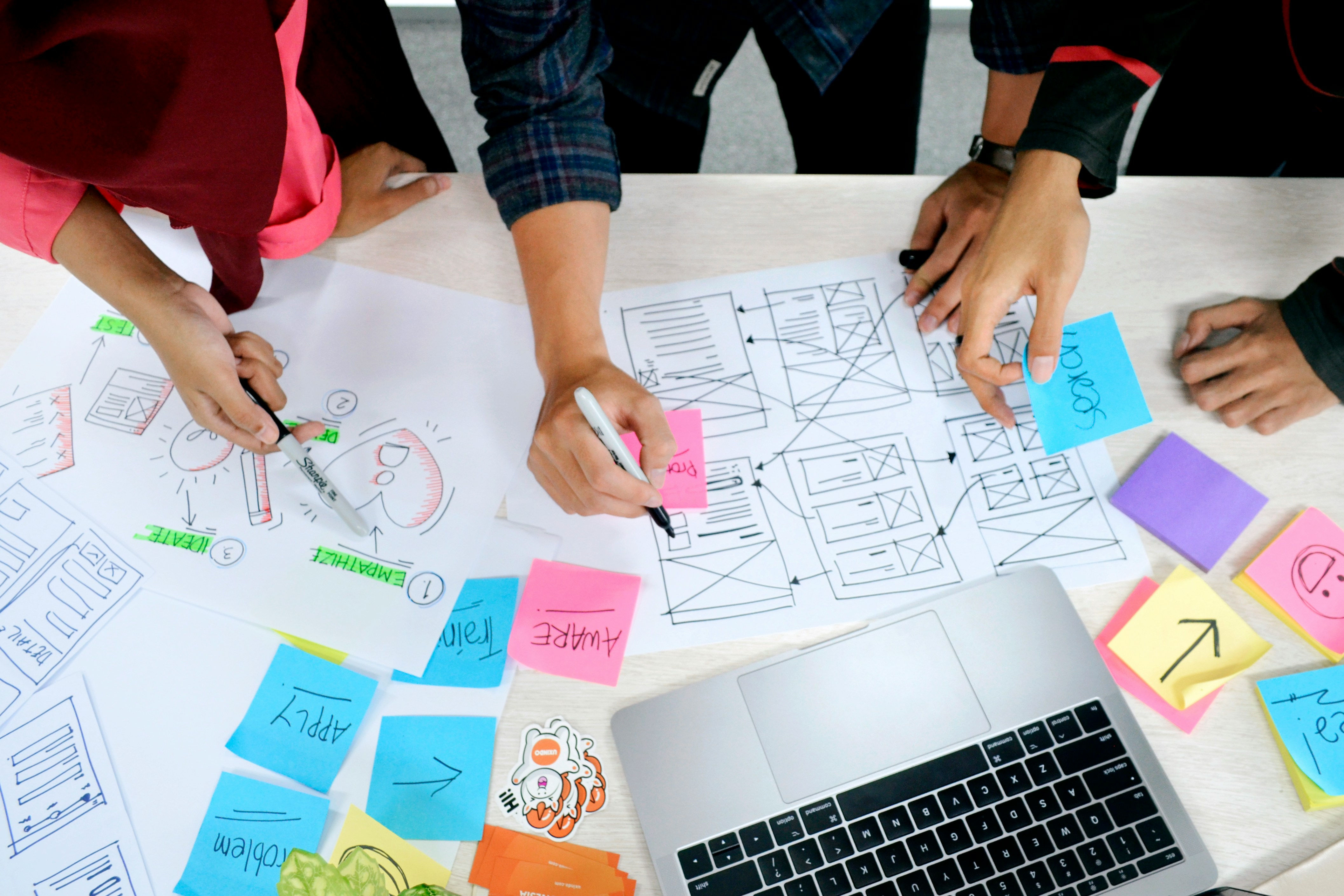 Wahlkampf-Flyer gestalten: Aufbau und Verteilung